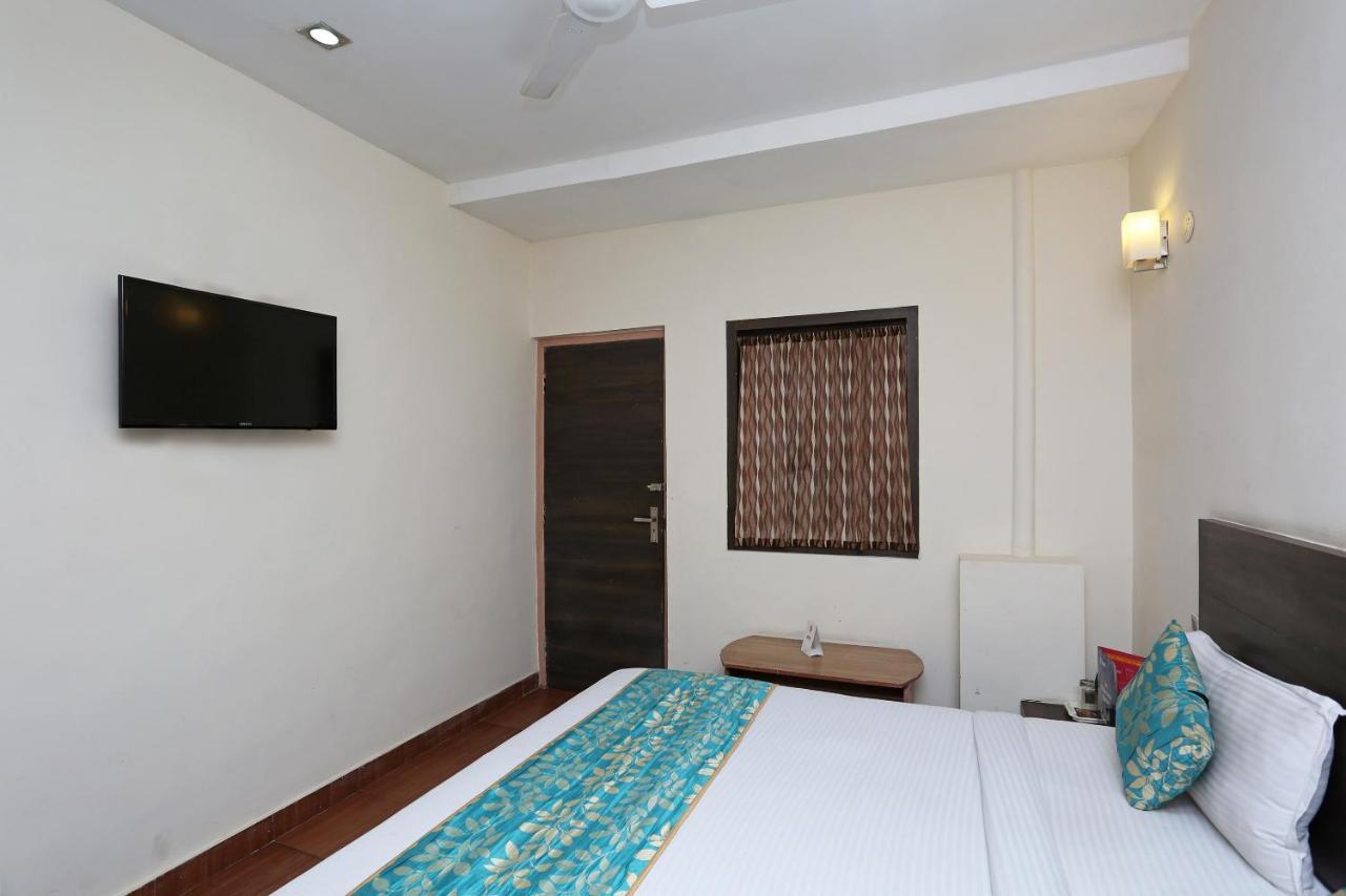 Oyo 4940 Hotel Sea Rock Rāipur Zewnętrze zdjęcie